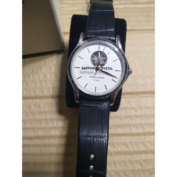 Emporio Armani Swiss Made Luxury Automatic Timepiece - Picture 5 of 13